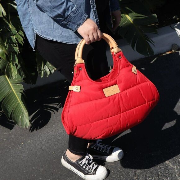 NWT Kate Spade Charlie Puffer Shoulder Bag Red $295 - Picture 1 of 15